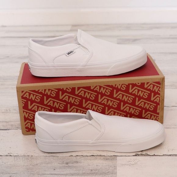Vans Asher Slip On True White Womens 8 New in  Box - Picture 3 of 8